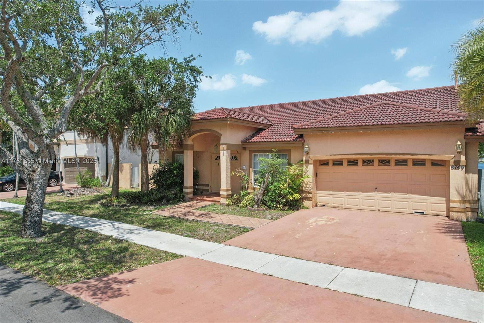 Hialeah, FL 33018,8749 NW 189th Ter