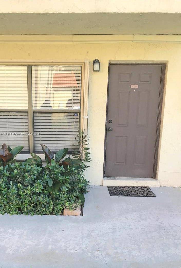 Pembroke Pines, FL 33024,10008 NW 6th St #103