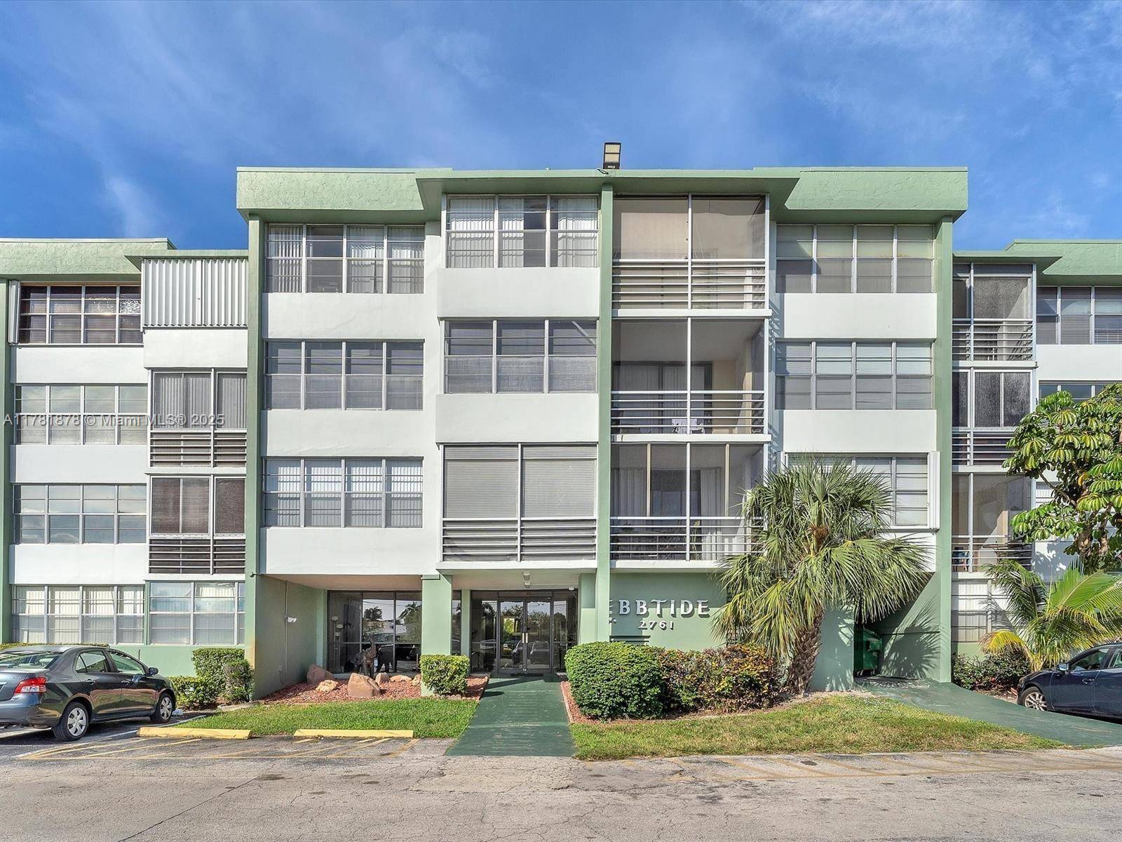 Hollywood, FL 33020,2761 Taft St #311