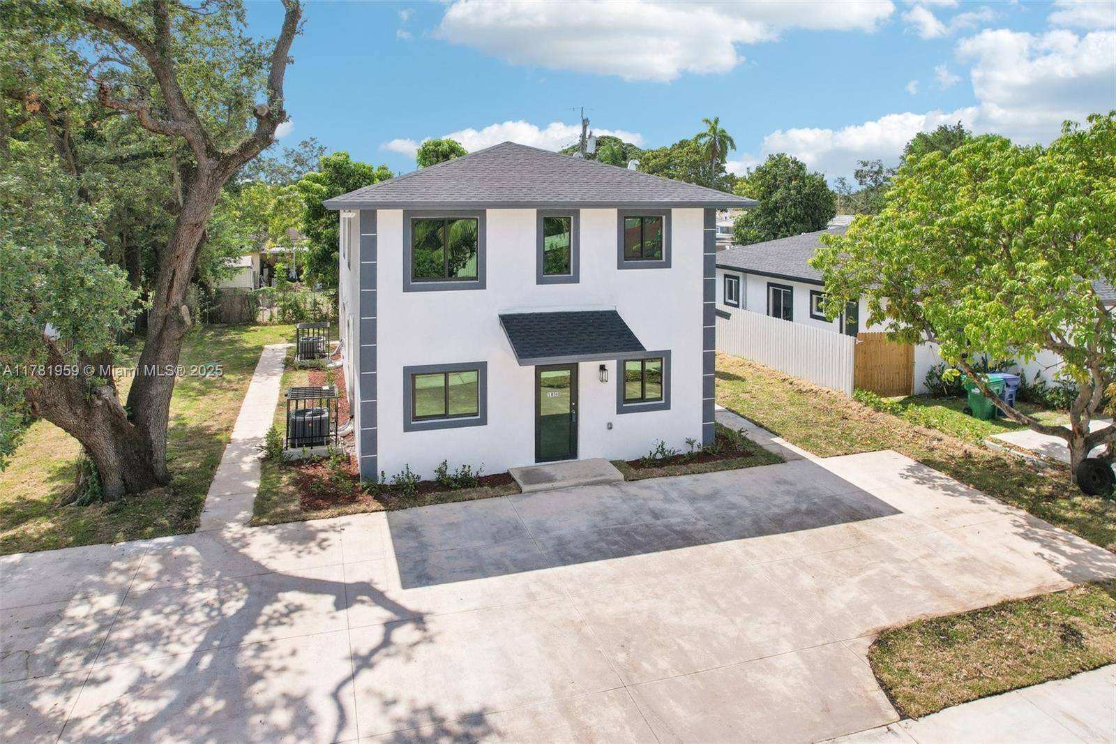 Miami, FL 33147,10340 NW 29th Ave