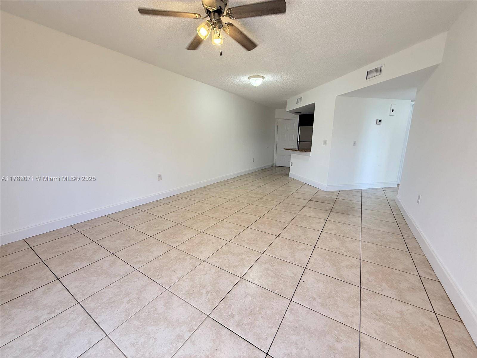 Doral, FL 33166,8225 Lake Dr #401