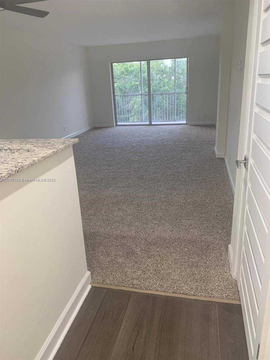 Coral Springs, FL 33071,8735 Ramblewood Dr #515
