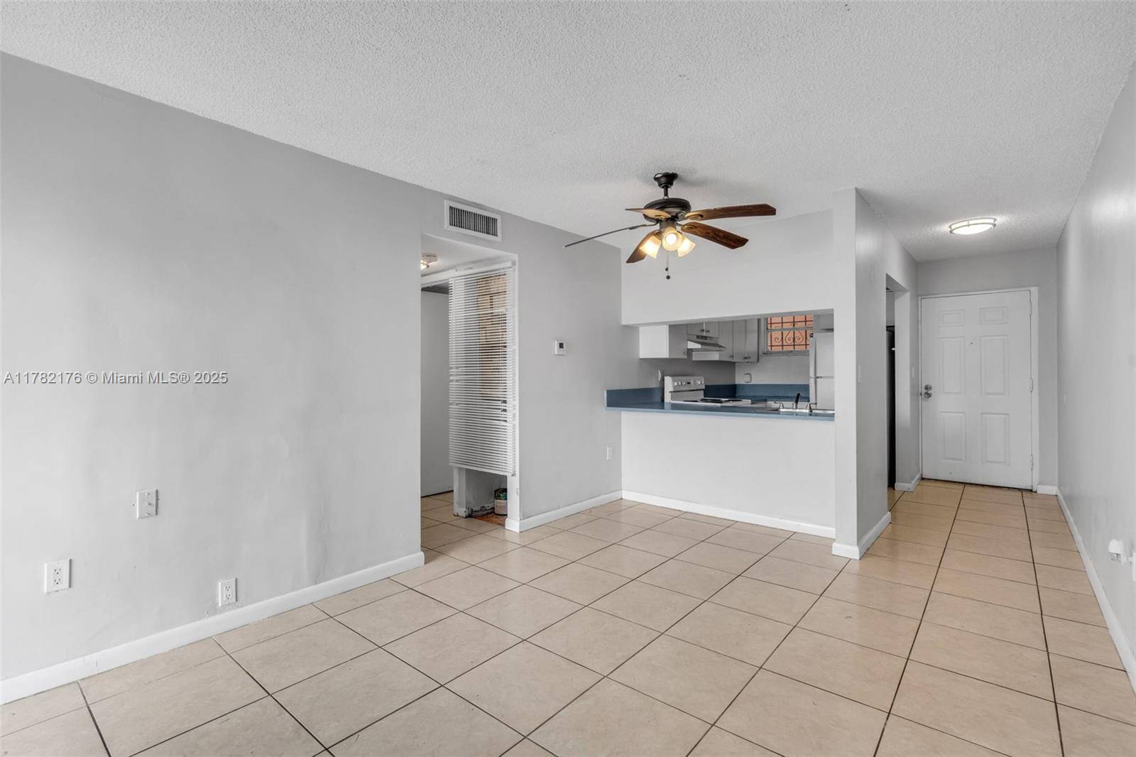 Miami, FL 33128,420 NW 12th Ave #41
