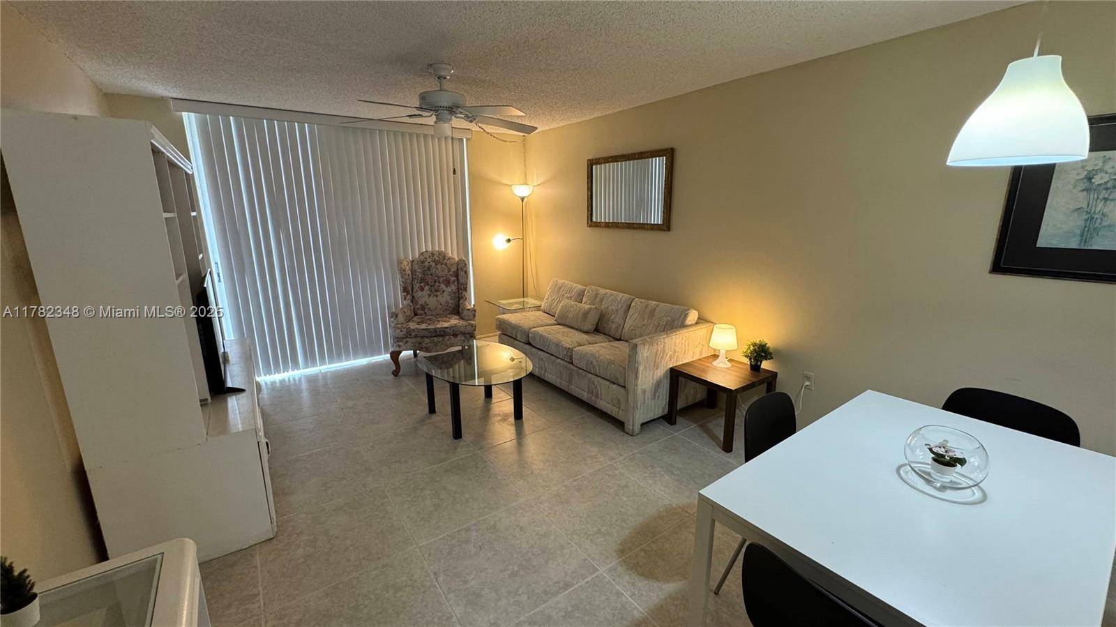 Sunrise, FL 33322,8280 Sunrise Lakes Blvd #205