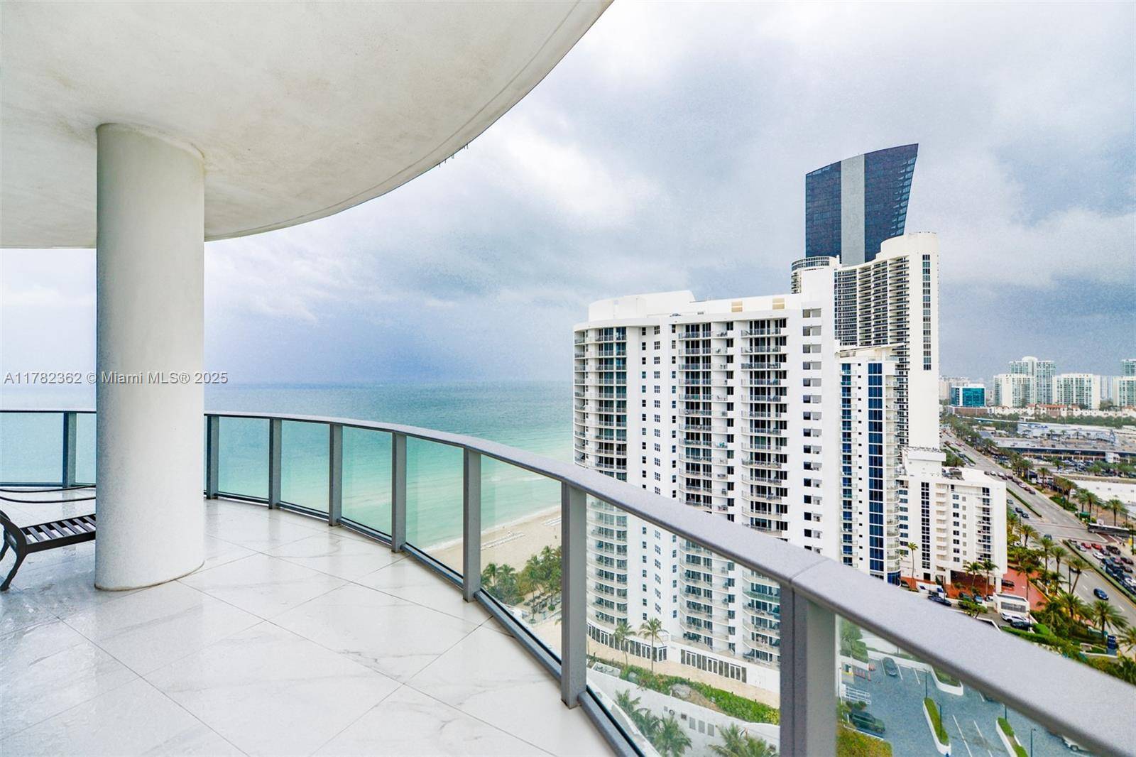 Sunny Isles Beach, FL 33160,17475 Collins Ave #1703