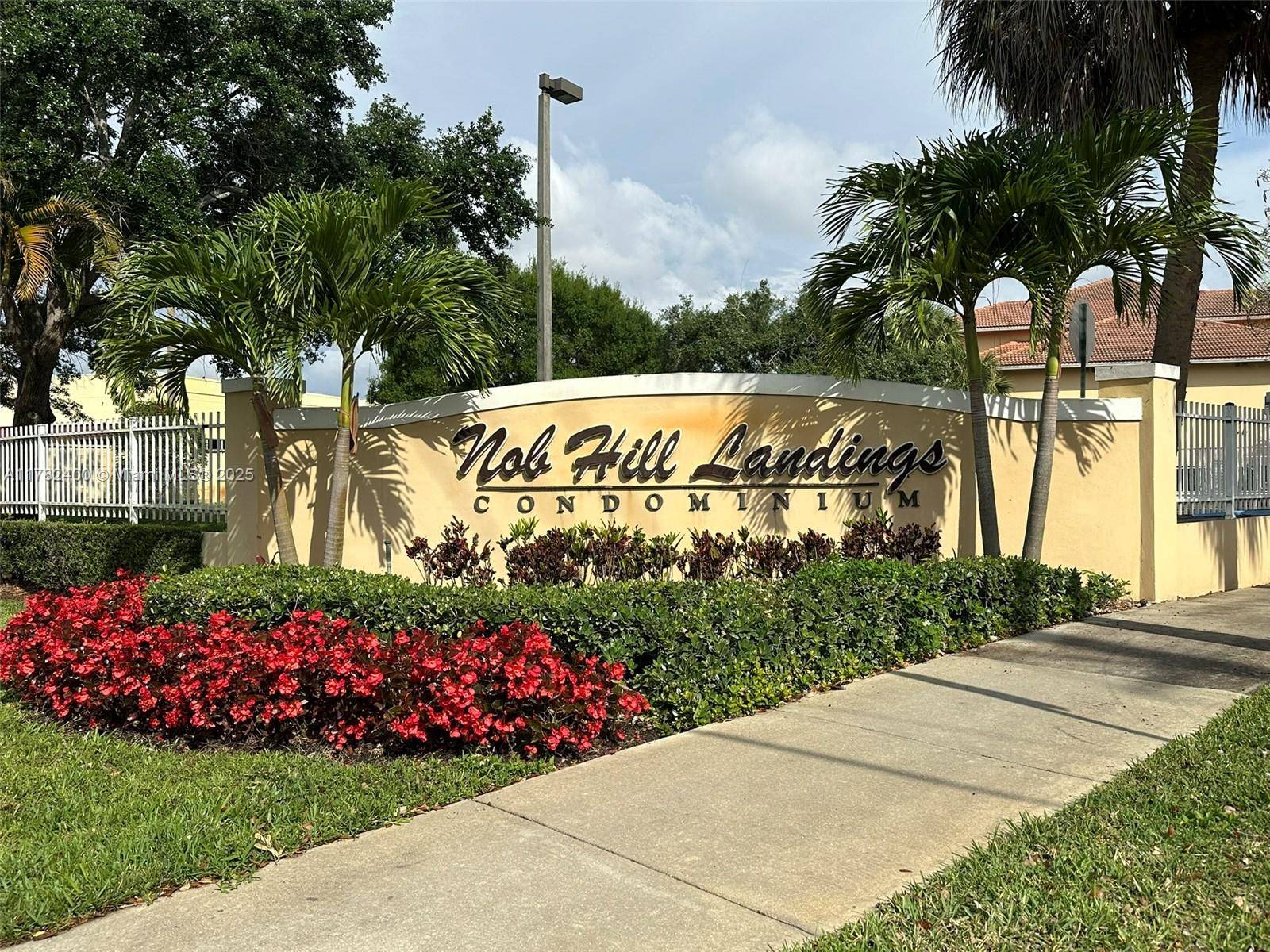 Tamarac, FL 33321,9907 Westwood Dr #28-2