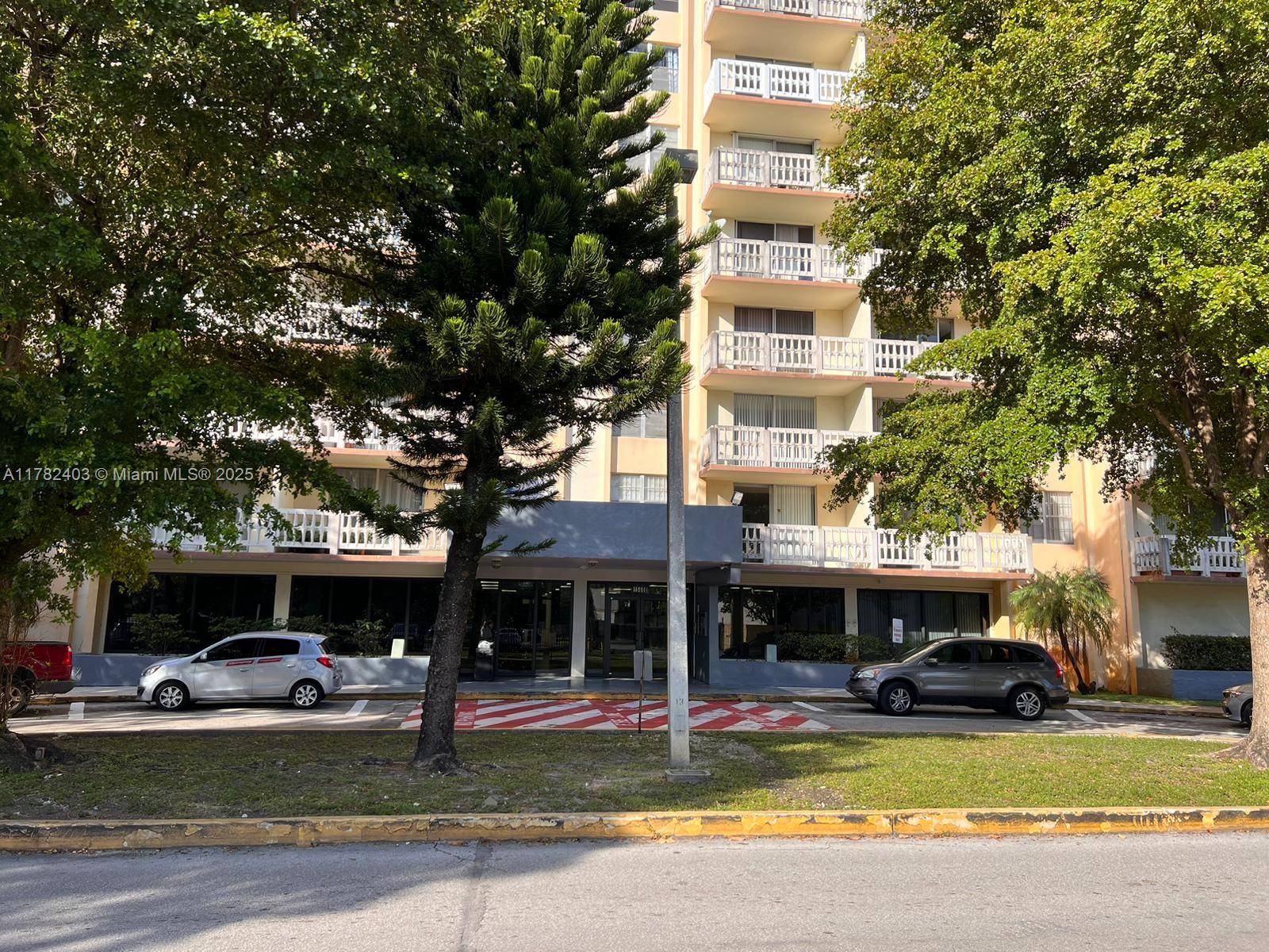 Miami, FL 33169,15600 NW 7th Ave #321