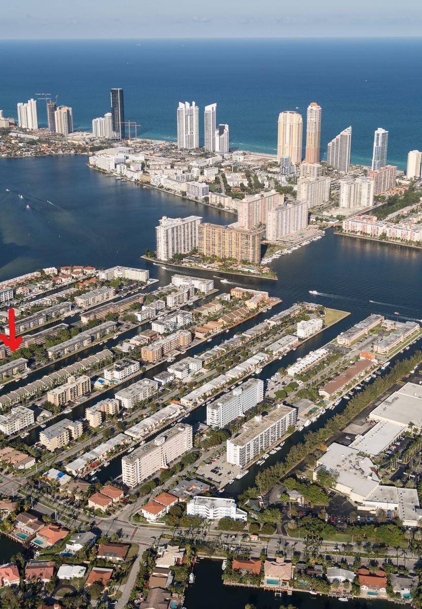 North Miami Beach, FL 33160,3551 NE 169th St #110-A