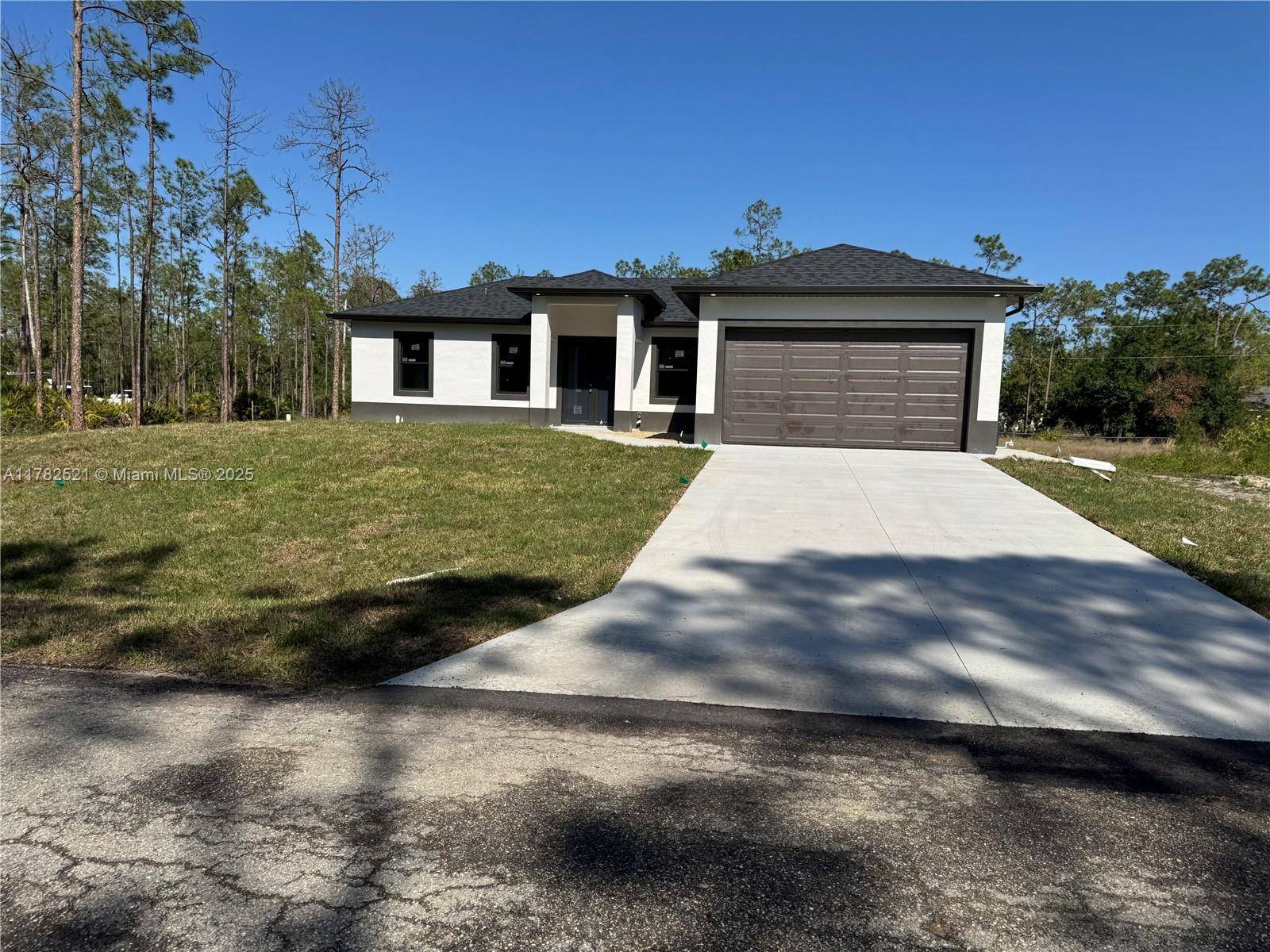 Lehigh Acres, FL 33972,1316 Broadway Ave