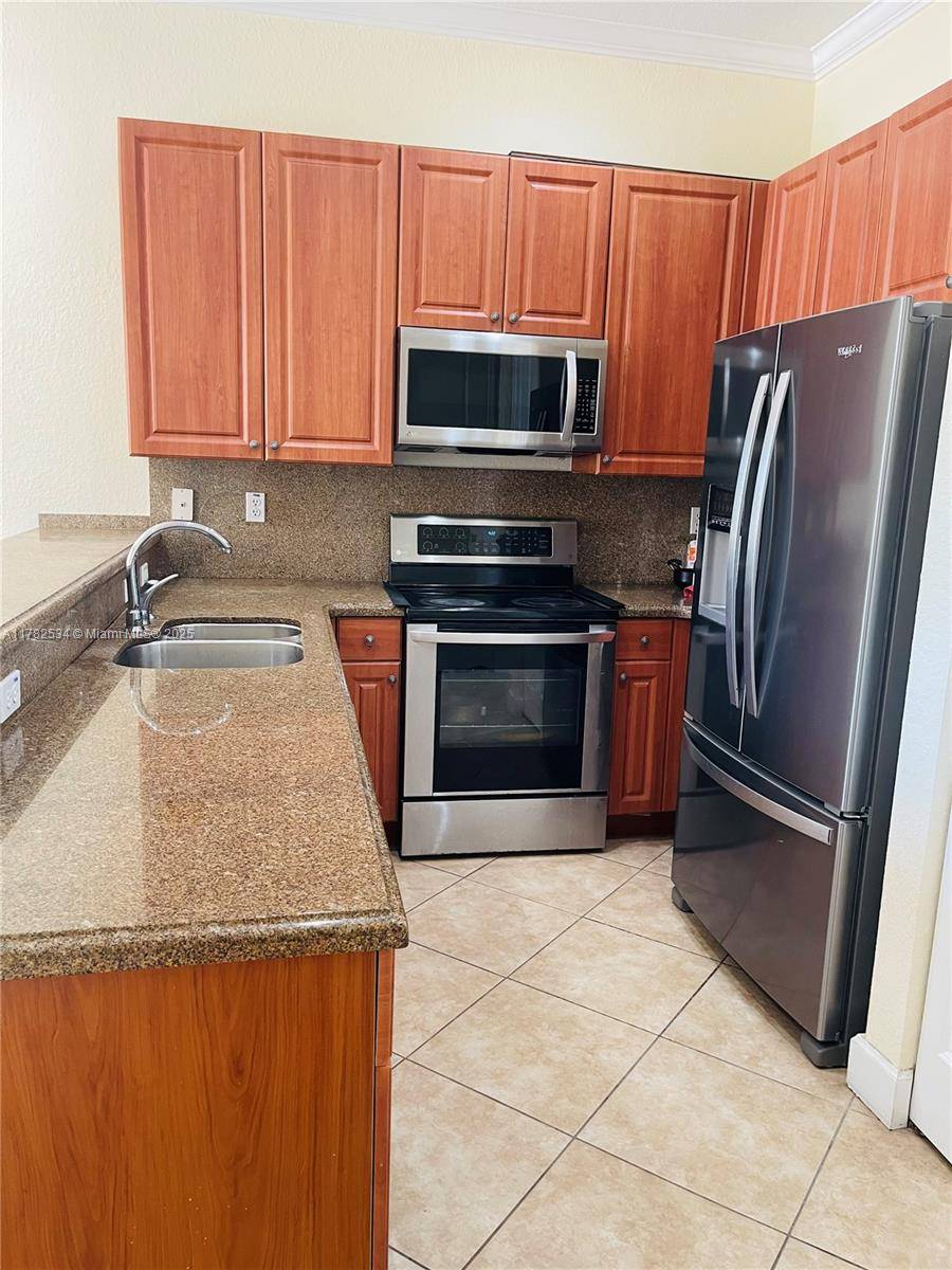Pembroke Pines, FL 33027,522 SW 147th Ave #7-45