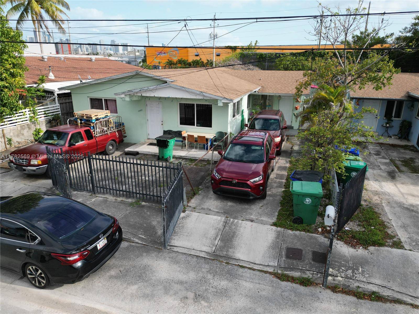 Miami, FL 33127,1060 NW 24th St
