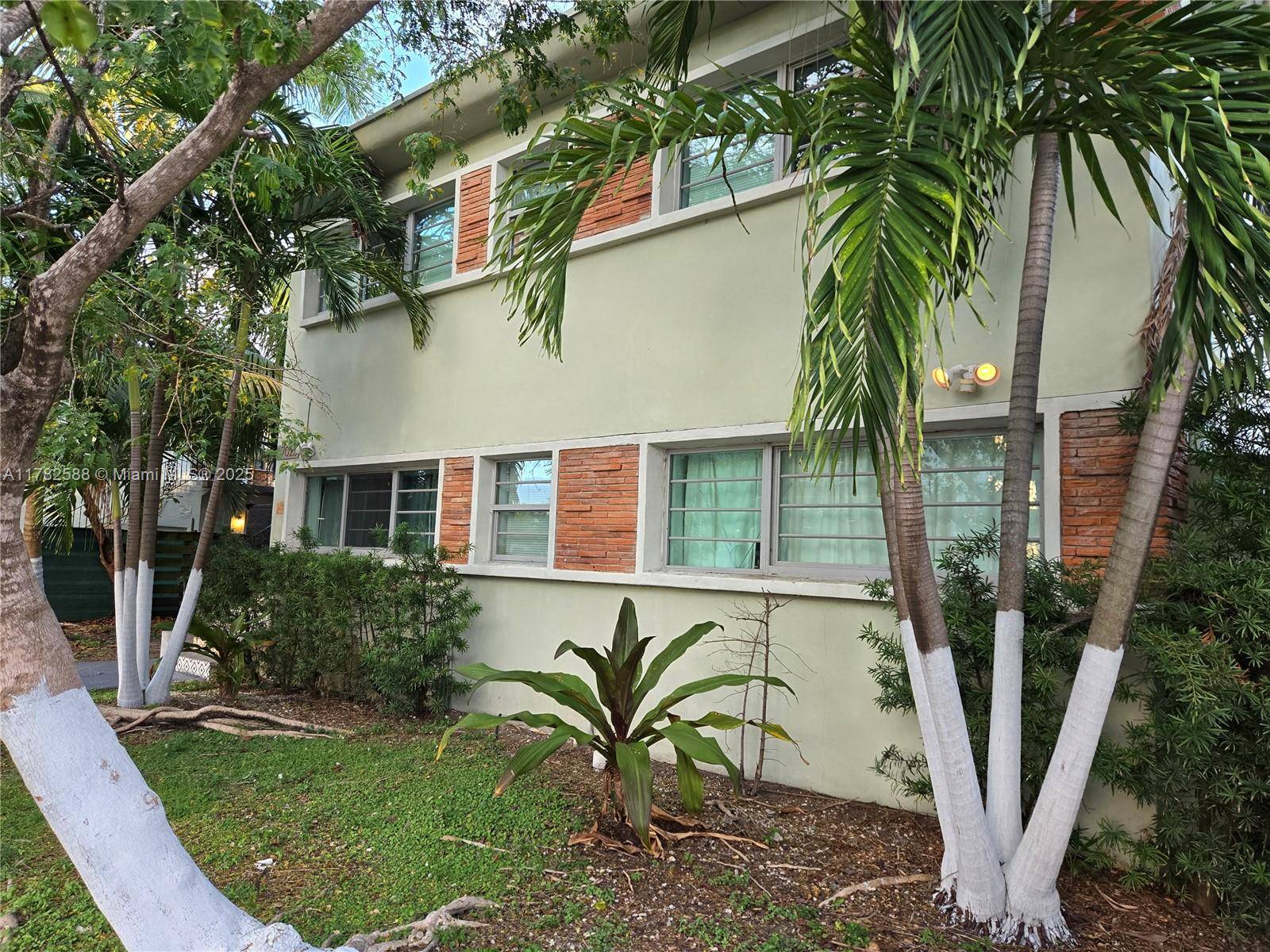 Miami Beach, FL 33141,7025 Rue Granville #3