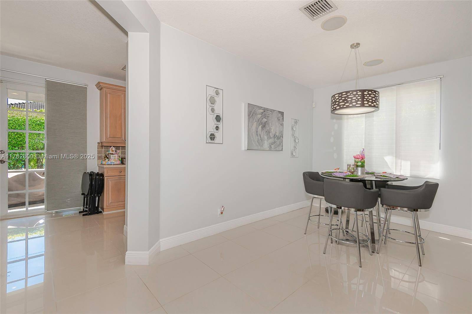 Weston, FL 33327,674 Conservation Dr