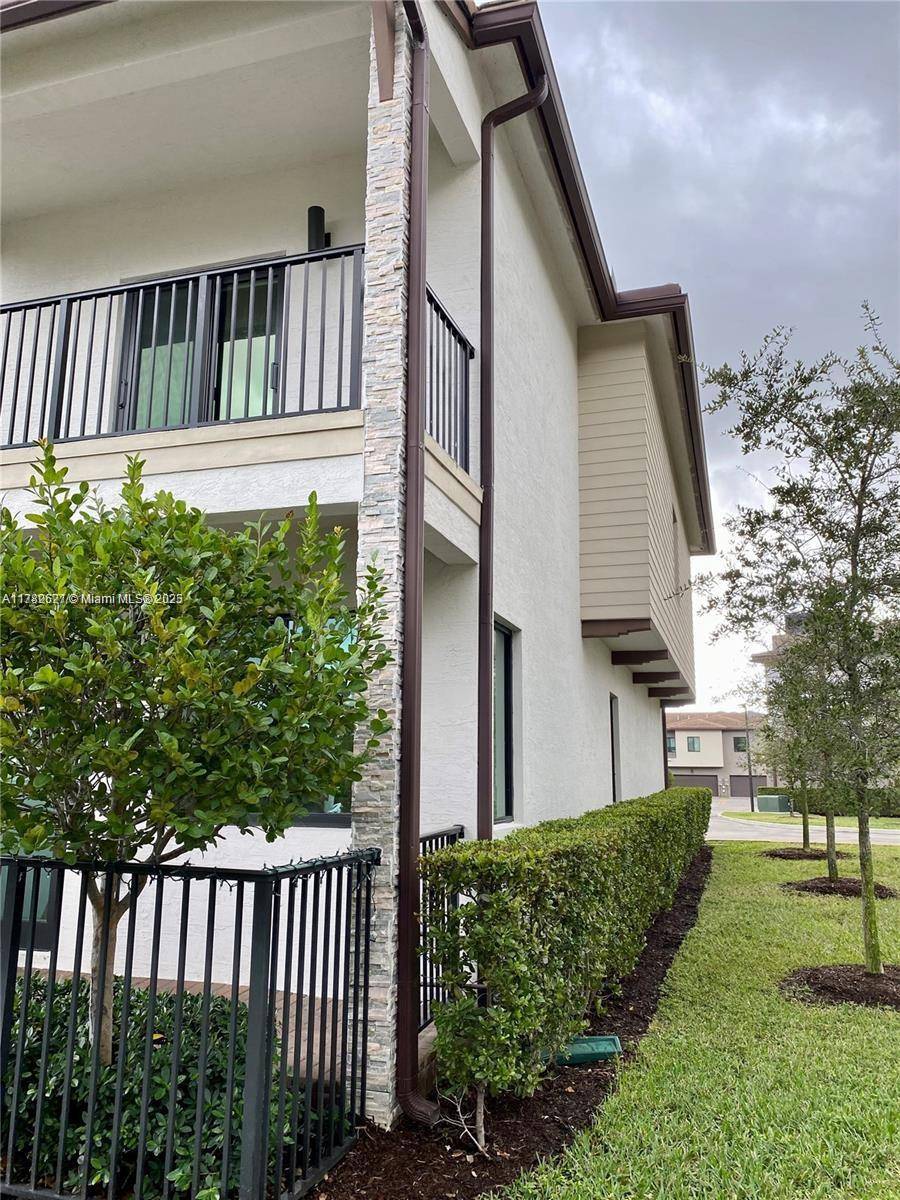 Doral, FL 33166,4980 NW 83rd Ave