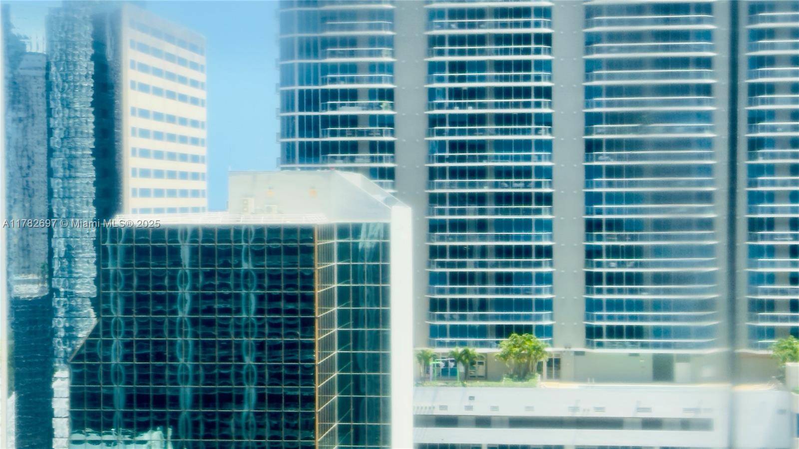 Miami, FL 33131,1050 Brickell Ave #2406