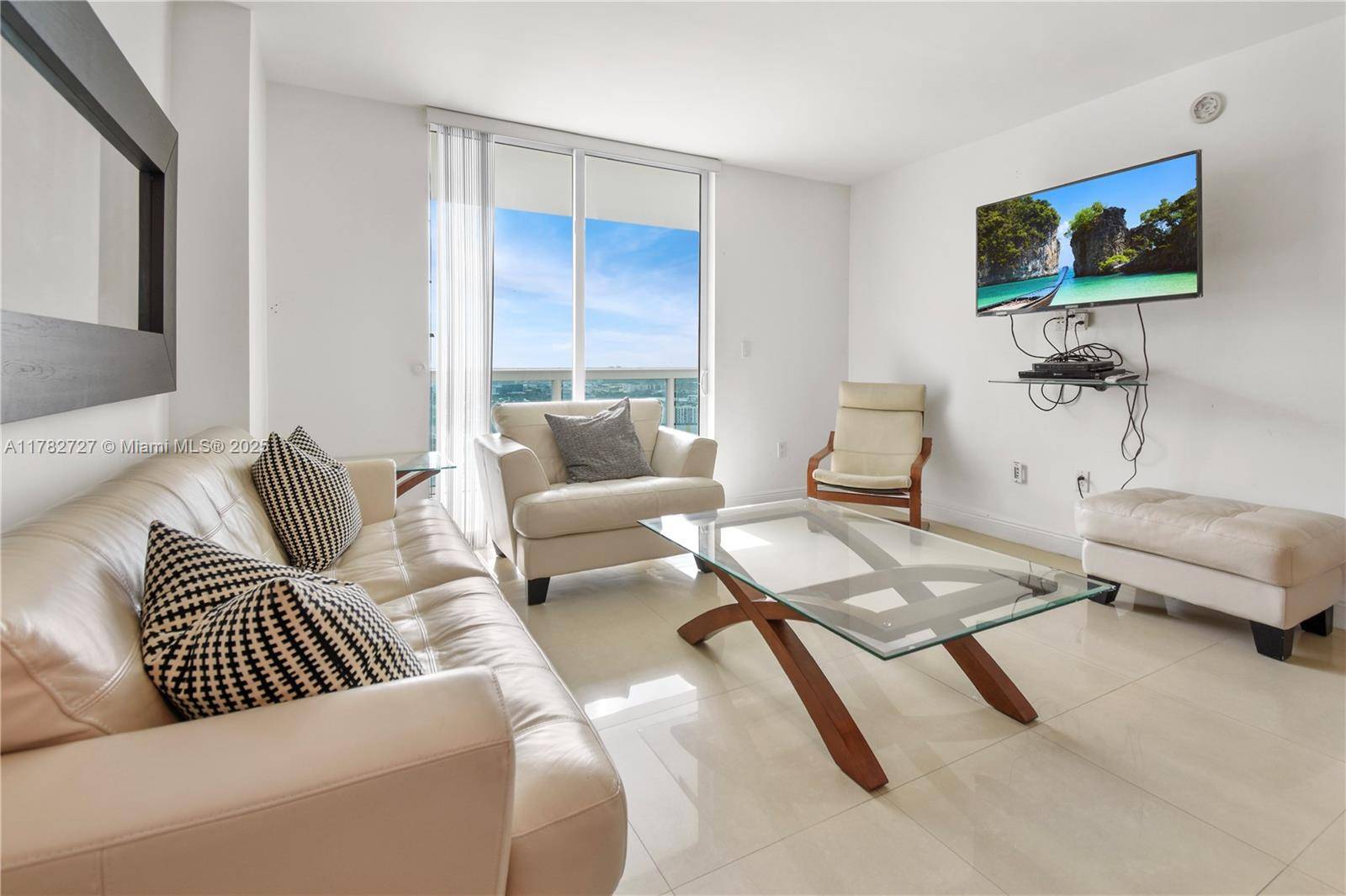 Miami, FL 33132,1800 N Bayshore Dr #3708