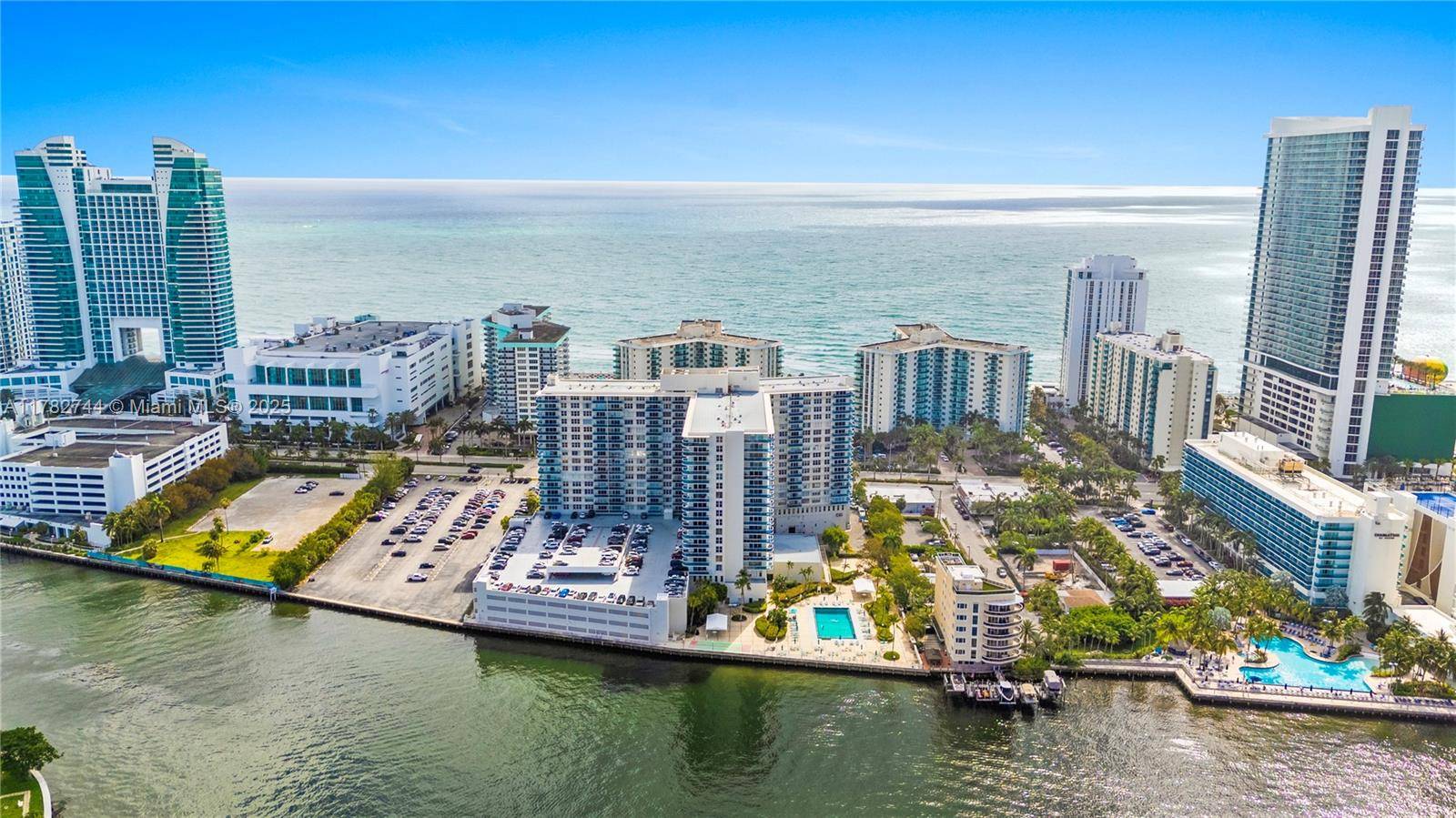 Hollywood, FL 33019,3800 S Ocean Dr #505