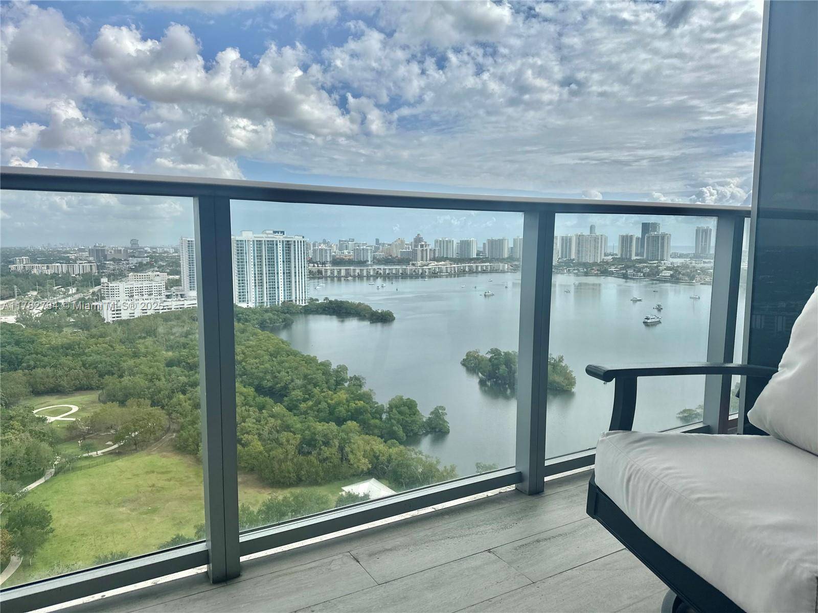 North Miami Beach, FL 33160,16385 N Biscayne Blvd #2504