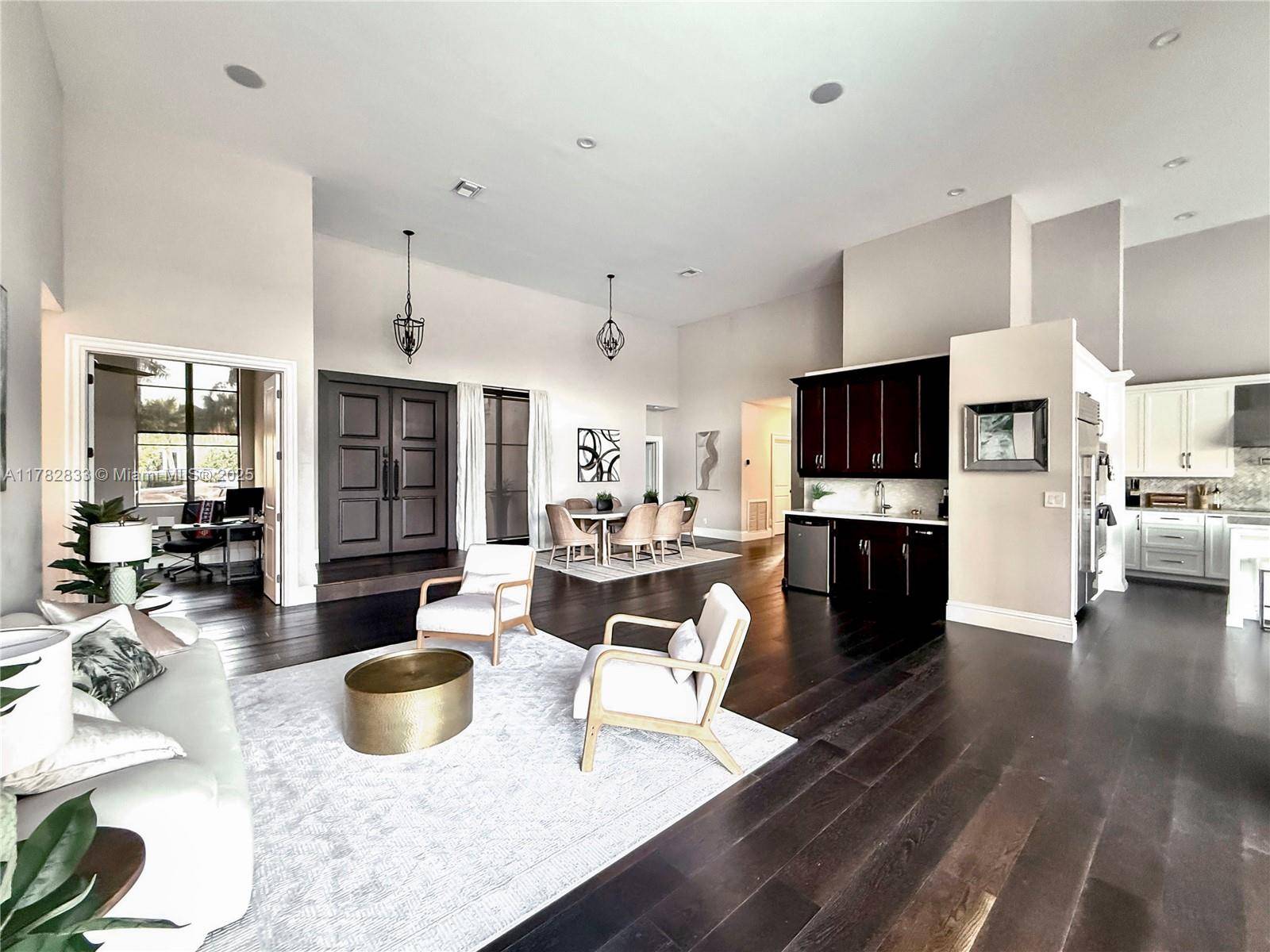 Weston, FL 33326,400 Alexandra Cir
