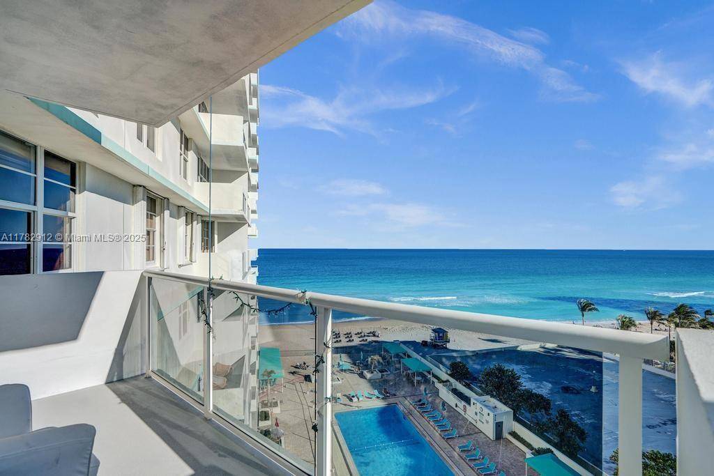 Hollywood, FL 33019,3725 S Ocean Dr #910