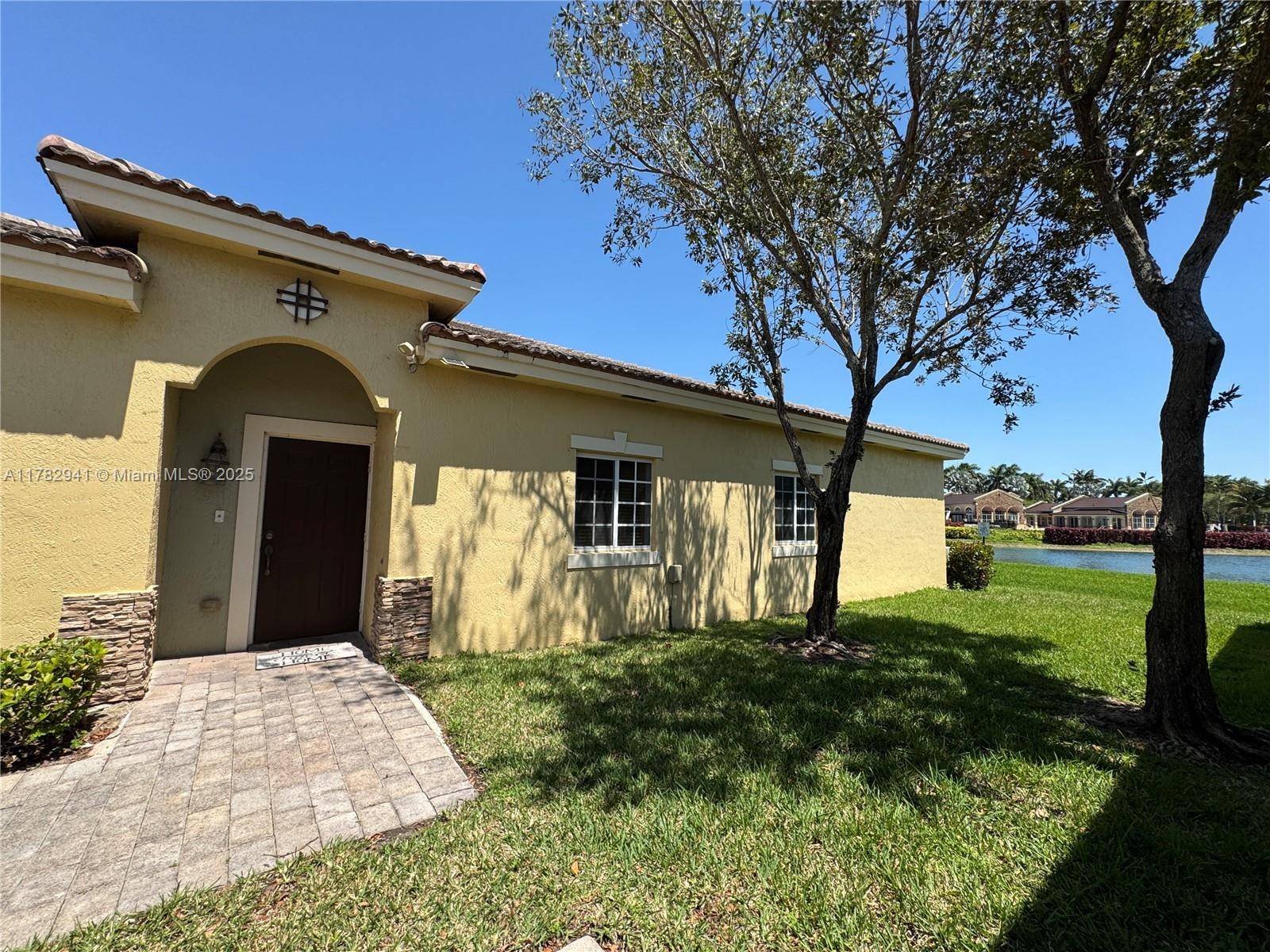 Homestead, FL 33033,3384 NE 11th Dr