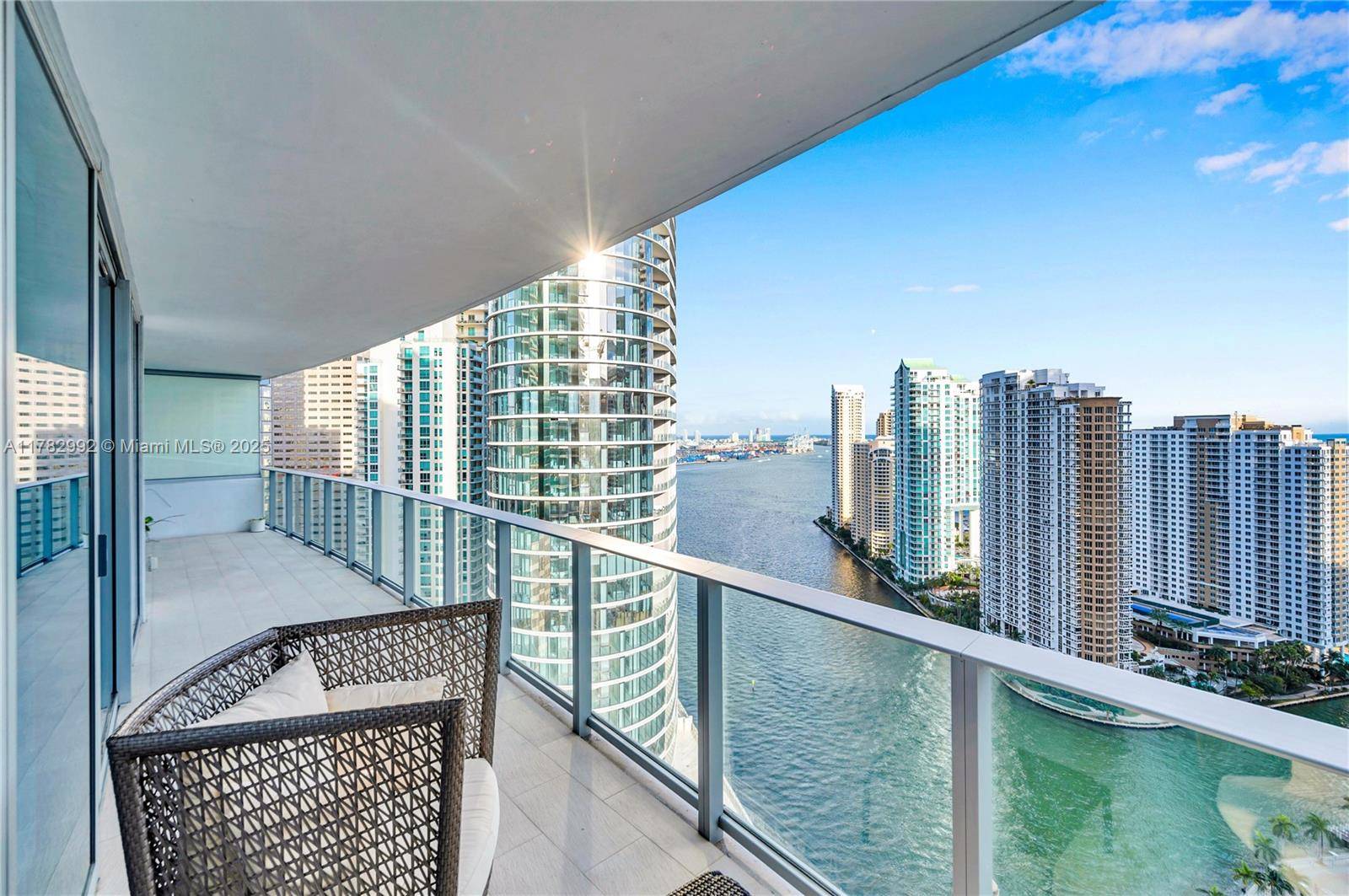Miami, FL 33131,200 Biscayne Boulevard Way #3307