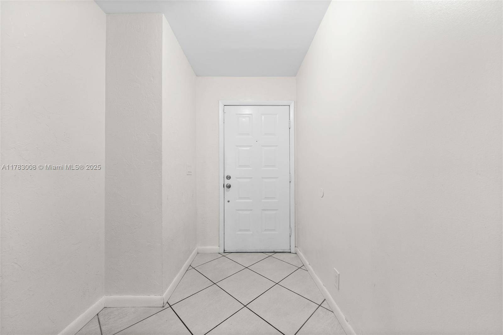 Davie, FL 33314,4241 SW 71st Way #4241