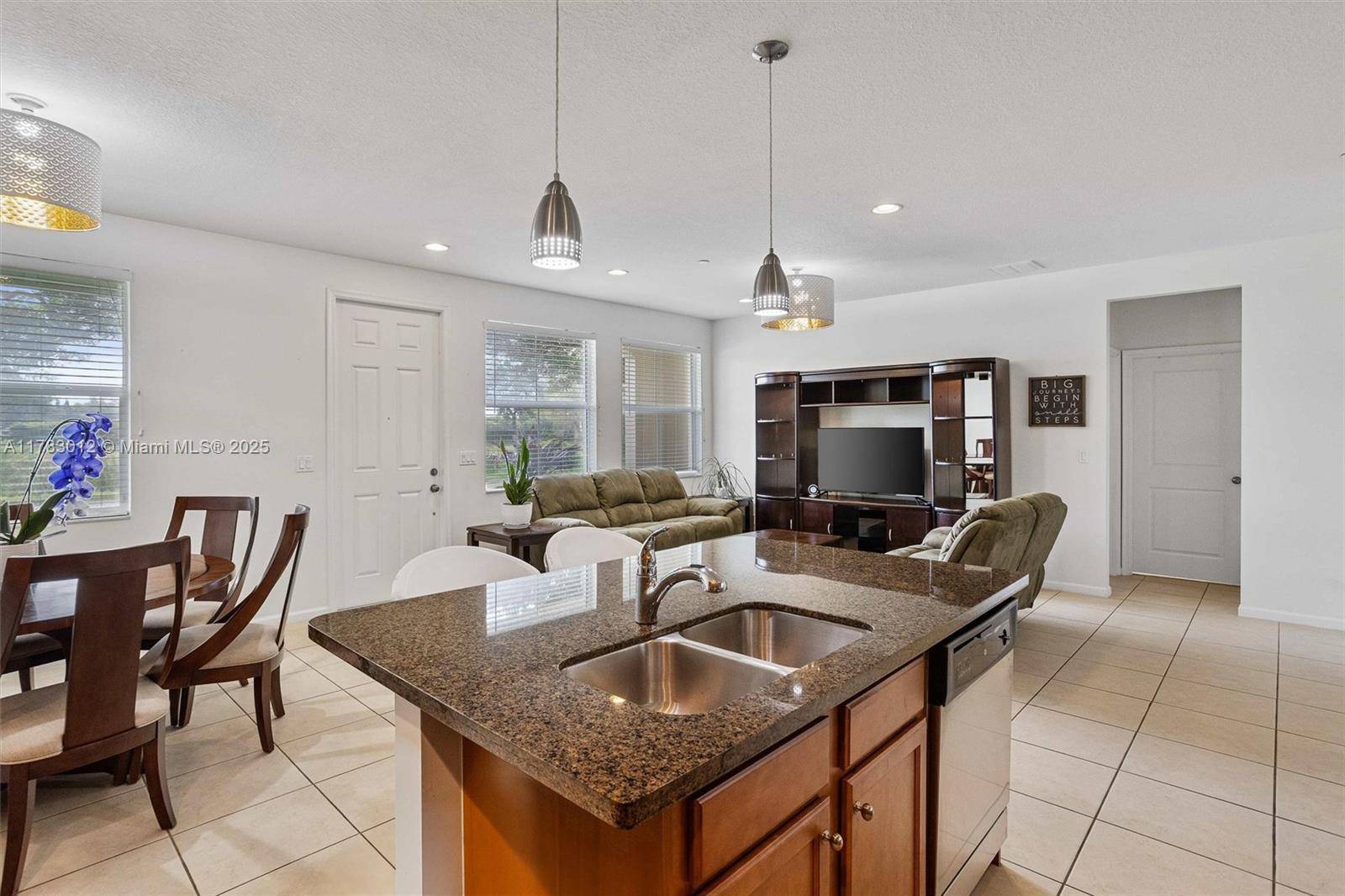 Cooper City, FL 33024,4023 Cascada Cir