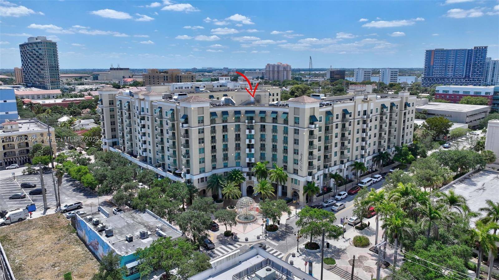 West Palm Beach, FL 33401,610 Clematis St #608