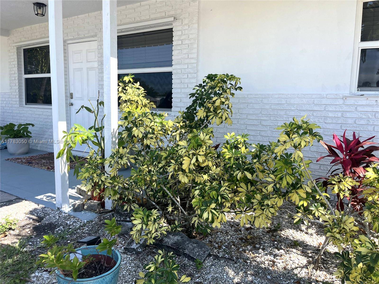 Stuart, FL 34997,1894 SE Lafayette St