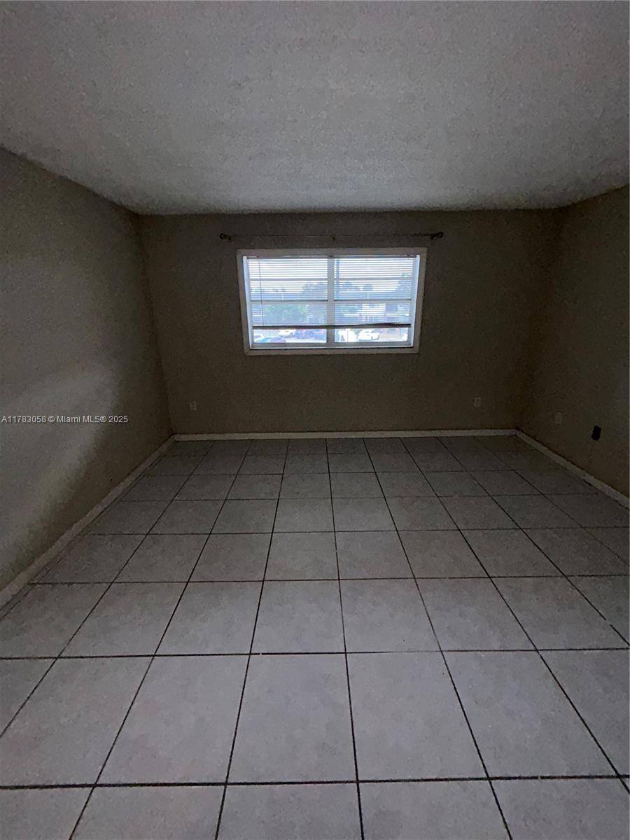Margate, FL 33063,6507 Winfield Blvd #218-C