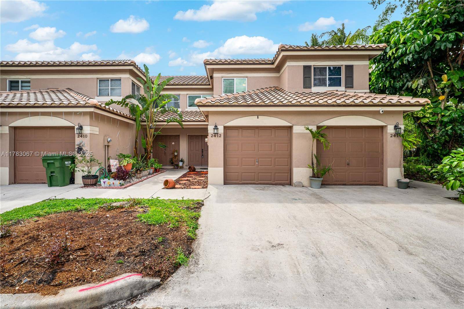 Pembroke Pines, FL 33024,2412 NW 97th Way