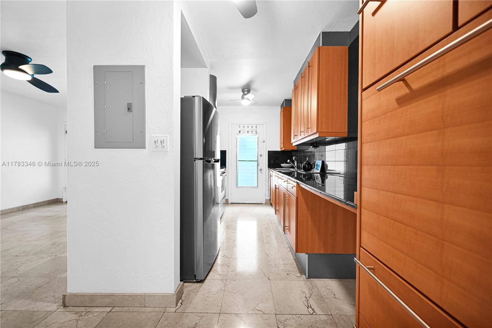 Miami Beach, FL 33139,350 Collins Ave #210