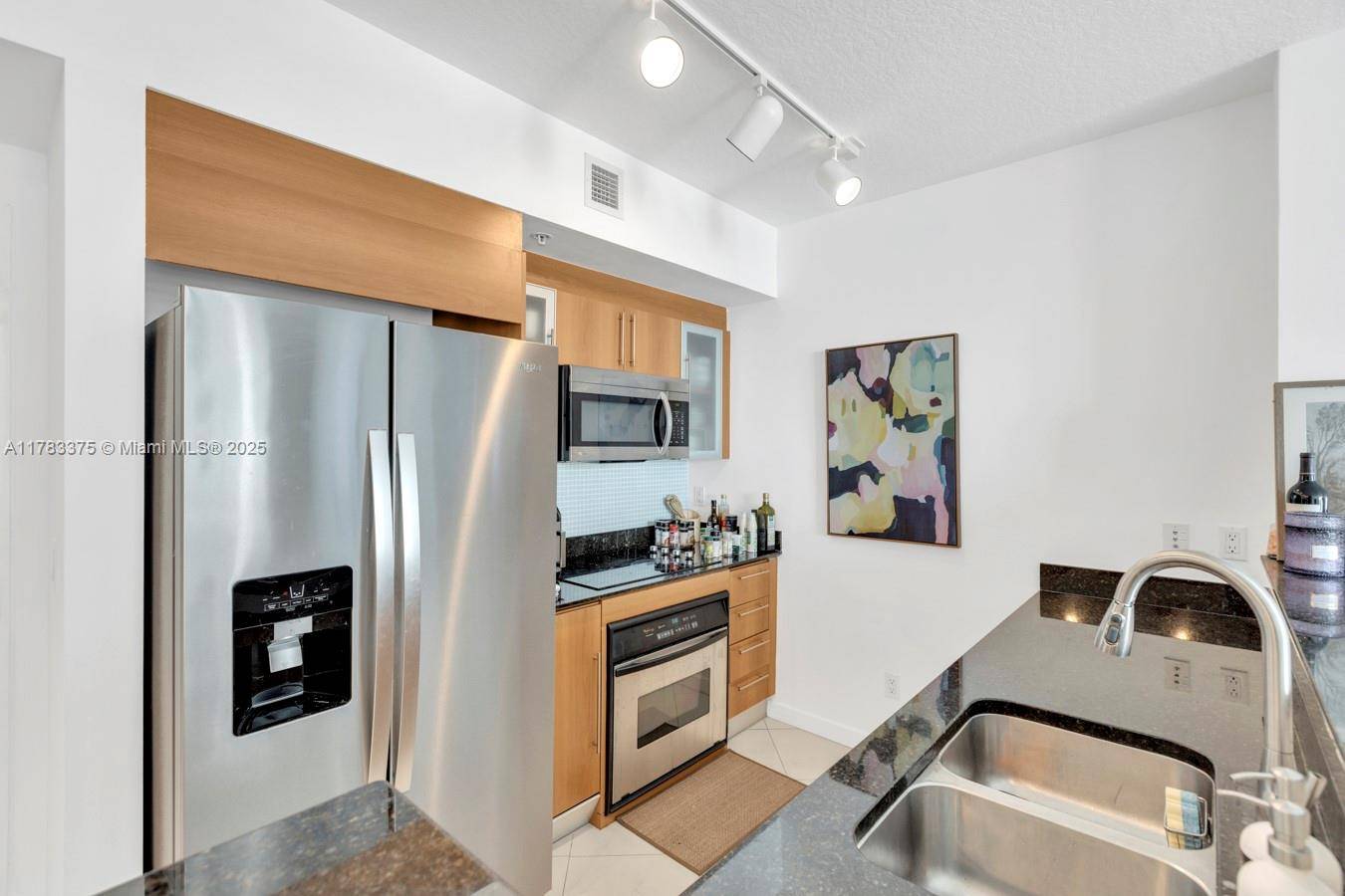 Miami, FL 33131,335 S BISCAYNE BL #3408