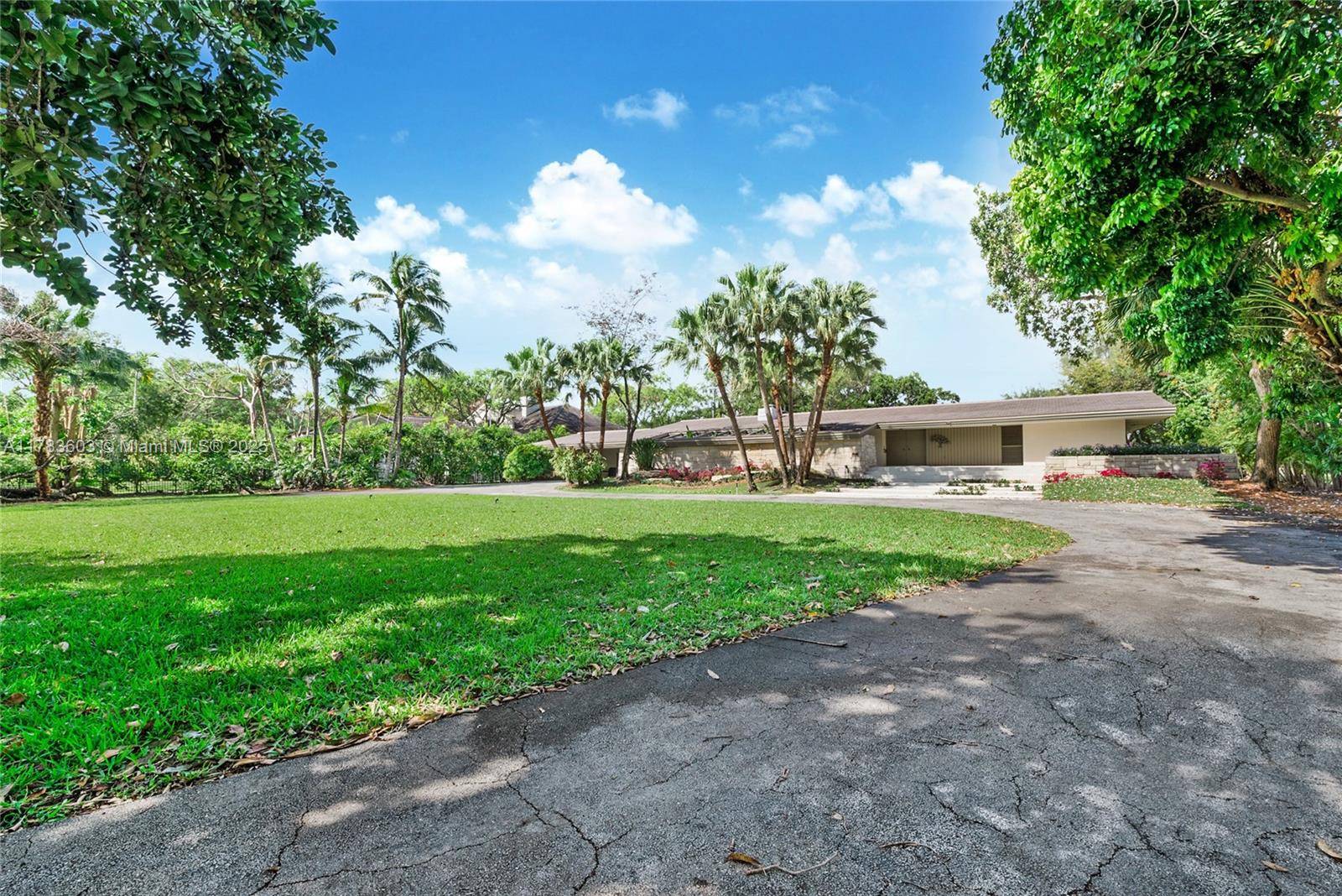 Coral Gables, FL 33156,9000 School House Rd