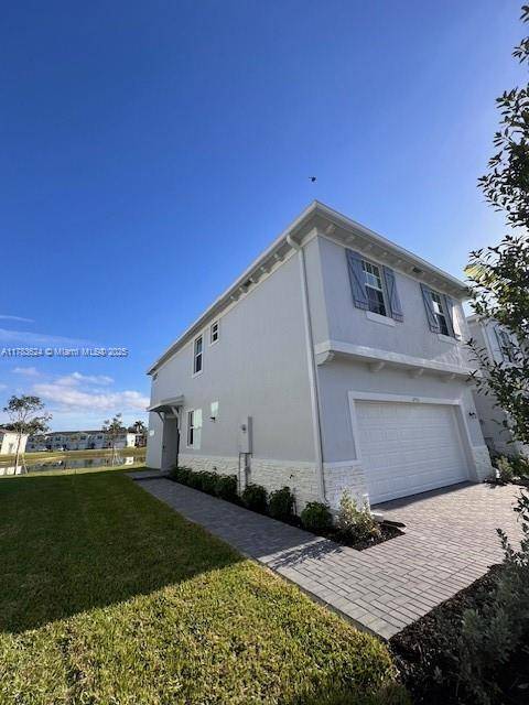 Lake Worth, FL 33467,6911 Harbours Edge Ave