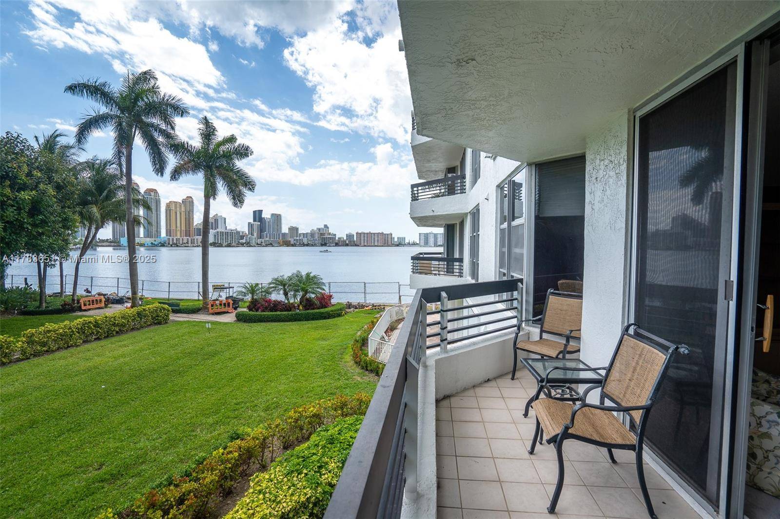 Aventura, FL 33180,3600 Mystic Pointe Dr #217