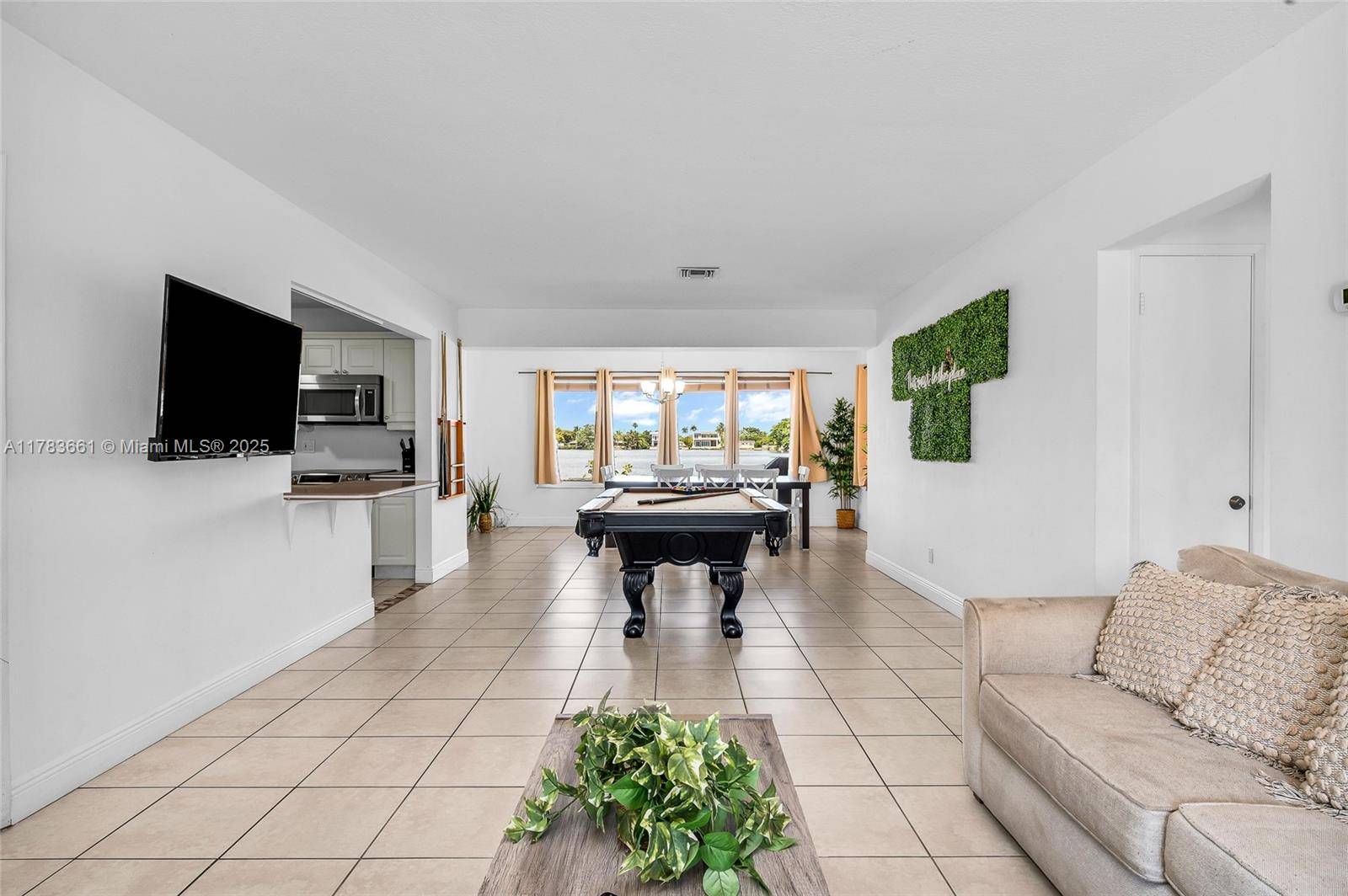 Miami, FL 33180,2501 NE 209th Ter