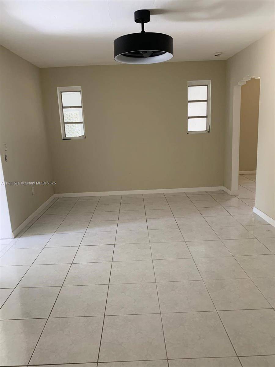 Miami, FL 33127,1151 NW 45th St