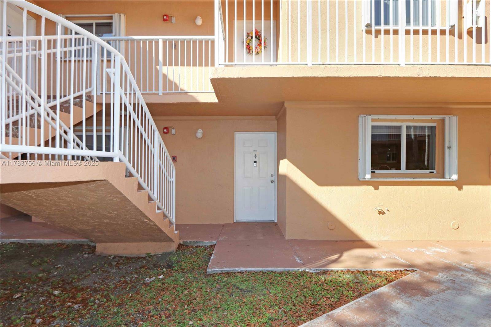 Miami, FL 33193,14911 SW 80th St #103