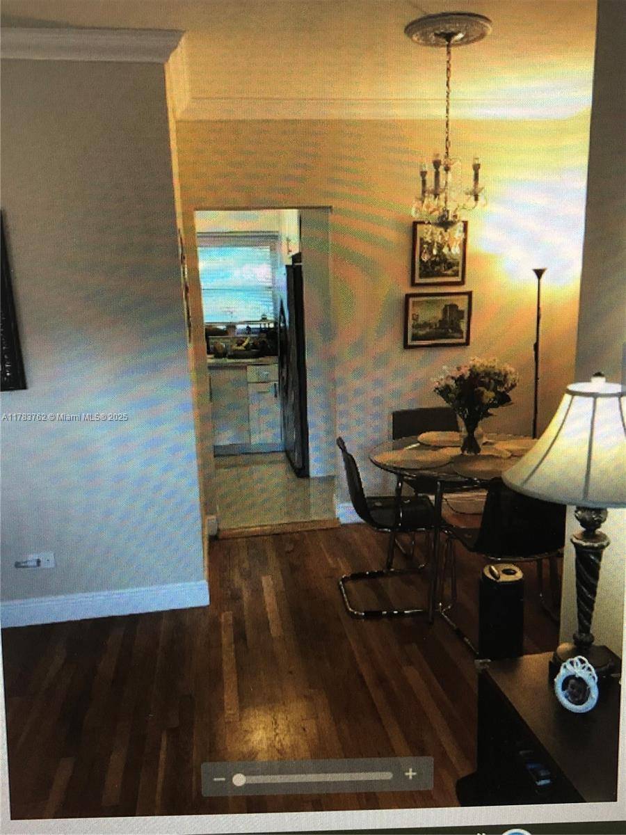 Coral Gables, FL 33134,30 Almeria Ave #6