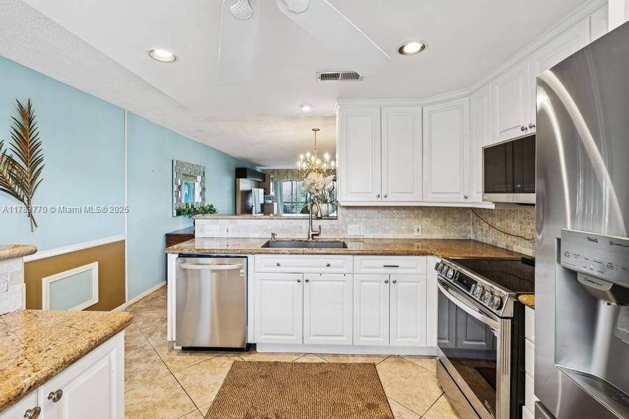Coconut Creek, FL 33066,2501 Antigua Ter #H3