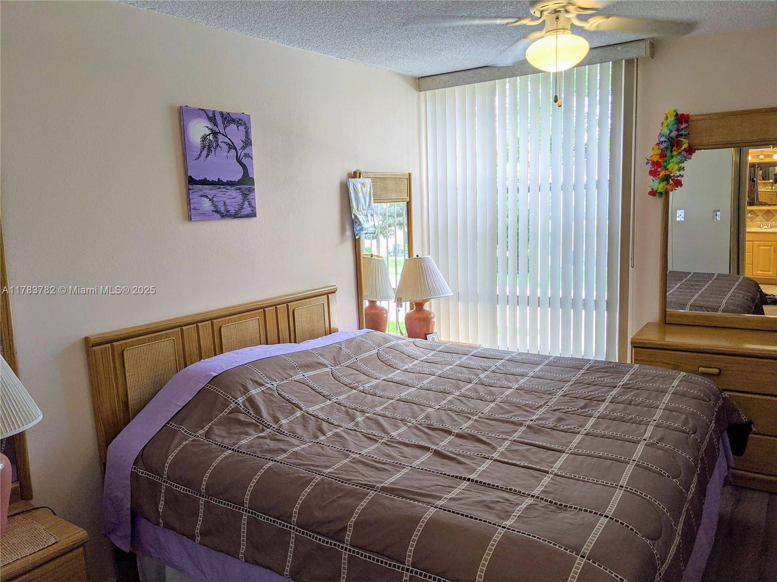 Sunny Isles Beach, FL 33160,210 172nd St #233