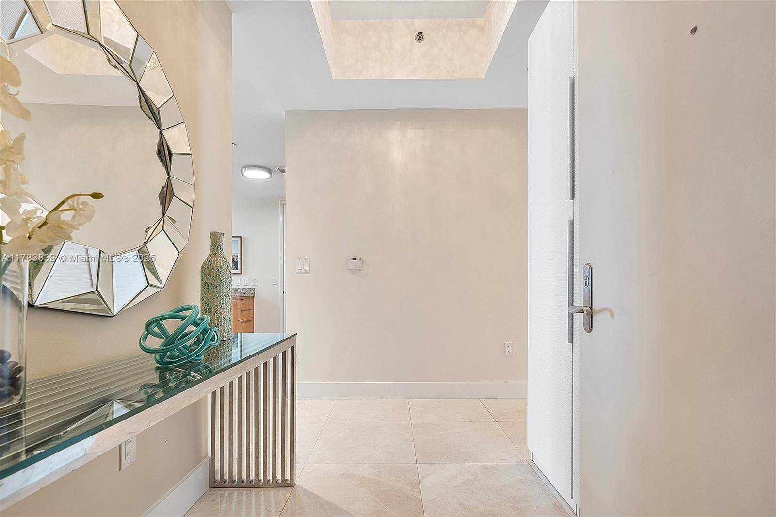 Sunny Isles Beach, FL 33160,15811 Collins Ave #802