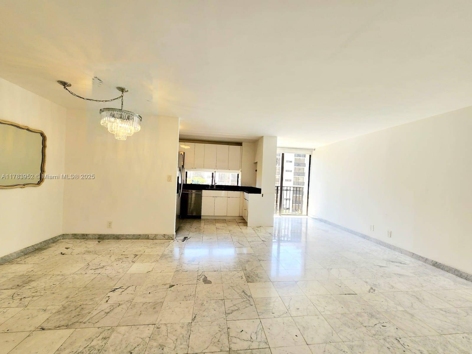 Sunny Isles Beach, FL 33160,16919 N Bay Rd #521