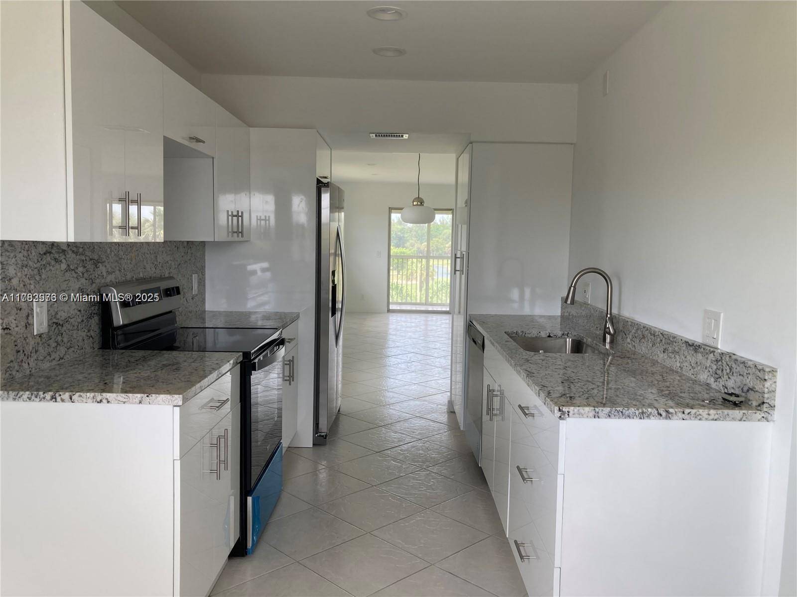Pembroke Pines, FL 33027,12701 SW 13th St #401F
