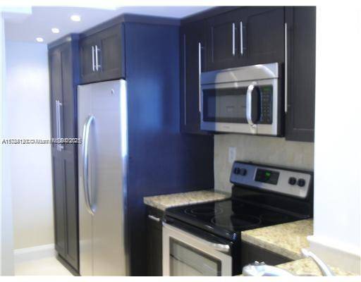 Miami, FL 33136,850 N Miami Ave #W-2101