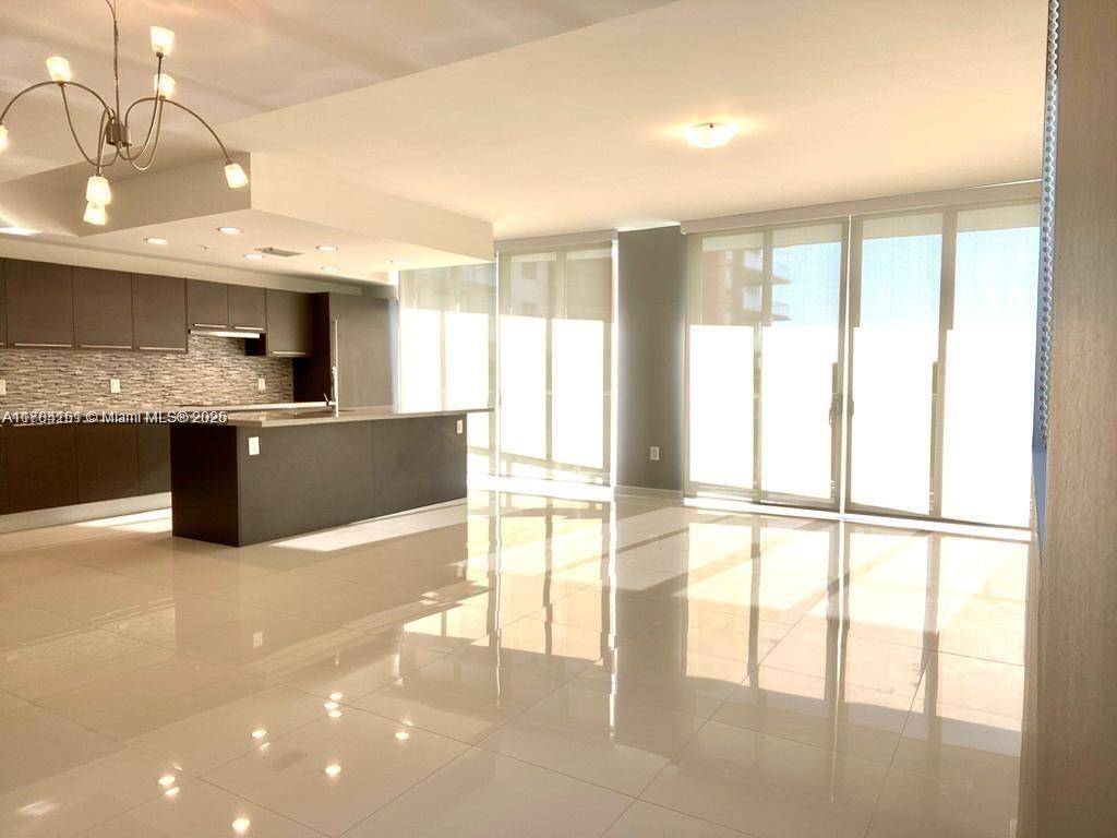 Doral, FL 33178,7751 NW 107 Ave #2-305