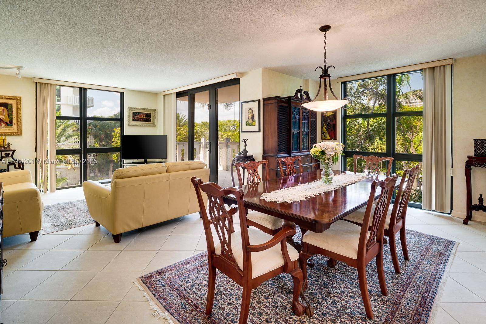 Key Biscayne, FL 33149,1121 Crandon Blvd #F206