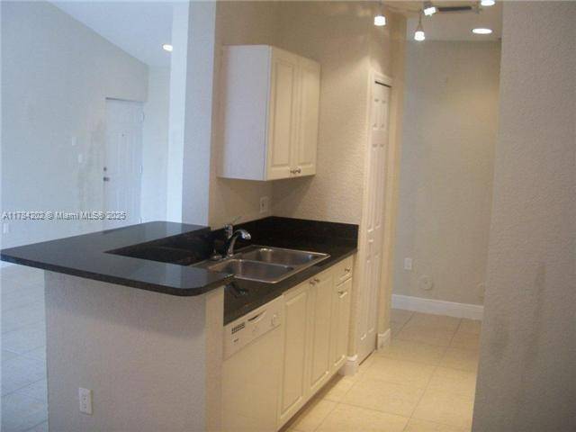Cutler Bay, FL 33189,21000 SW 87th Ave #307
